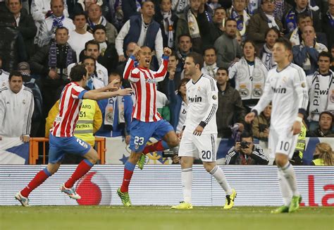 بيرنلي يصعق إيفرتون بثنائية في البريميرليج. صور : صور مباراة ريال مدريد - أتلتيكو مدريد