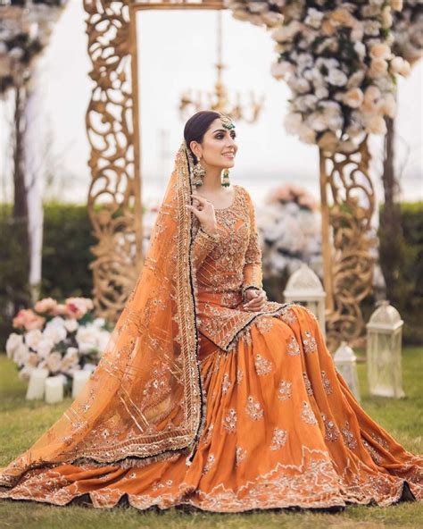 ayeza khan s latest bridal shoot for maha wajahat the odd onee bridal mehndi dresses