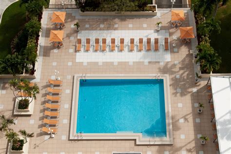 Courtyard Miami Coconut Grove Outdoor Pool Outdoor Pool Travel