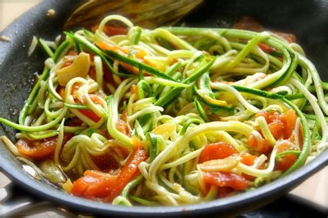 Fideos De Zucchinis Receta Paso A Paso Veggie Noodles Zucchini