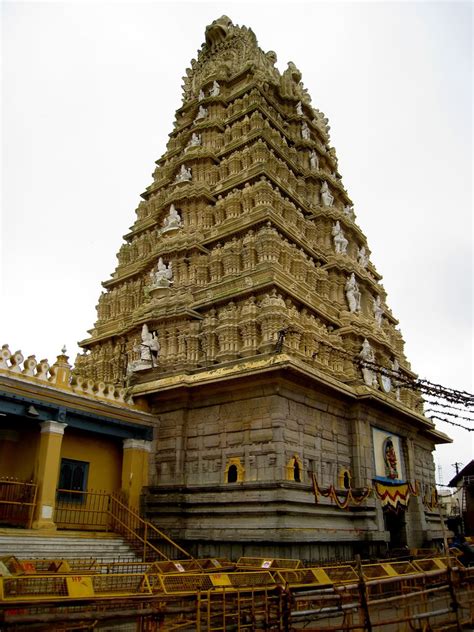Sri Chamundeshwari Temple Mysore Karnataka ~ Popular Temples Of India