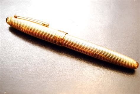 Buy the best and latest mont blanc pen on banggood.com offer the quality mont blanc pen on sale with worldwide free shipping. Mont Blanc Meisterstück Solitaire Gold Plated Pin Stripe ...