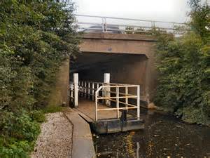 Rochdale Canal Bridge 65b Tunnel Under David Dixon Cc By Sa 2 0