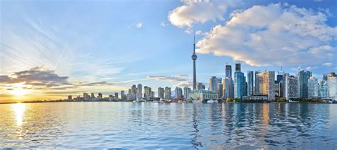 48 Hours In Toronto Hotels Restaurants And Places To Visit In Canada