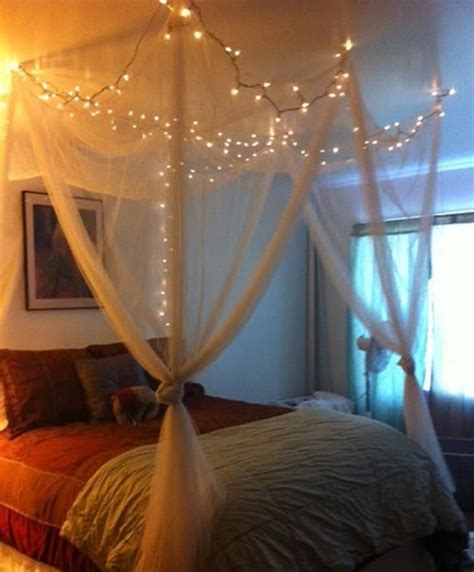 20 Romantic Canopy Beds With Lights Cozy Bed Area Ideas