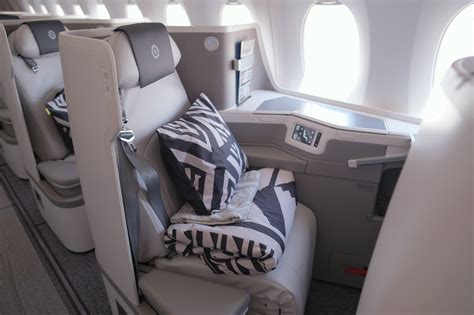 Fiji Airways Luxury Business Class Seats On The A350 900 Xwb Wayfarer