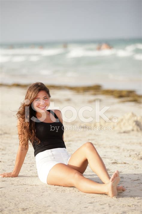 Фото Подростков На Пляже Девочек Telegraph