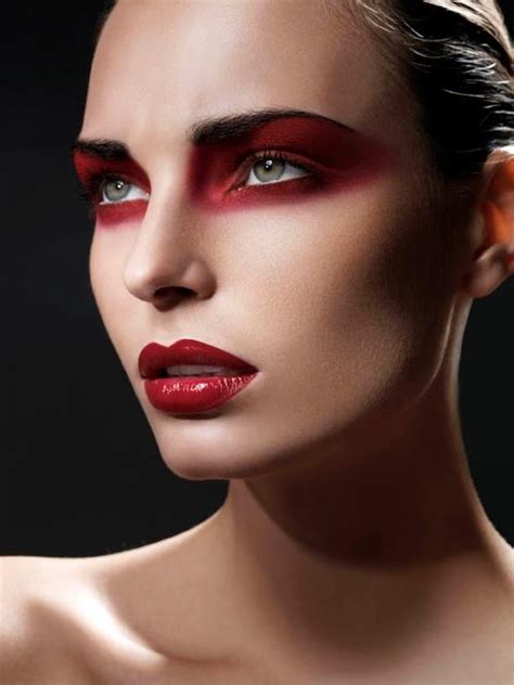 68 Best Red Eyeshadow Images On Pinterest Beauty Makeup Make Up Looks And Makeup Inspo