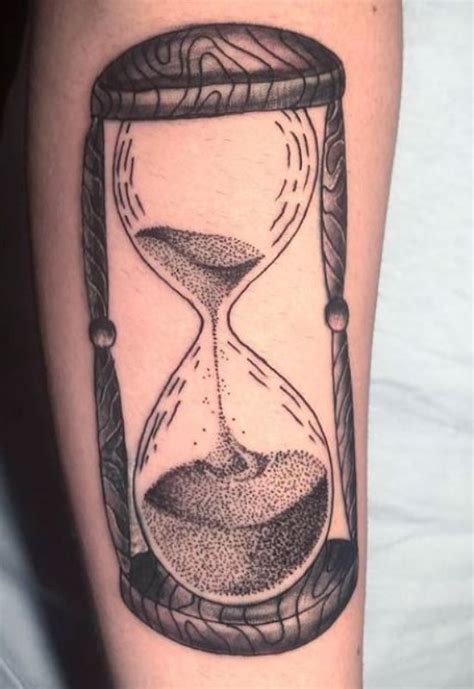 55 Amazing Hourglass Tattoo Designs With Meanings Ideas And