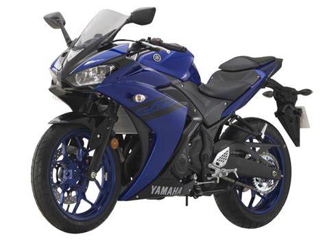 In malaysia, it continues with the same specs and the engine as well as the price which is rm 20,630 (about 3.36 lakhs in inr). Launched Malaysia: 2018 Yamaha R25 Pics, Price Details