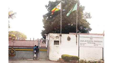 Covid 19 Hits Bulawayo Prison Four Inmates Officer Found With Virus