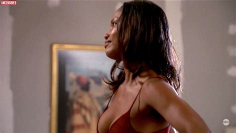 Garcelle Beauvais Nuda ~30 Anni In New York Police Department