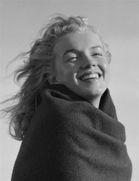 Marilyn Monroe Back When She Wasnt Famous No Makeup 1946 Pics Taken