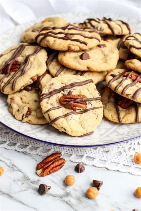 Soft Chewy Delicious Turtle Chocolate Chip Cookies Recipe