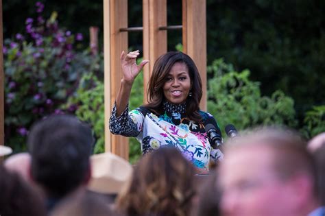 16 Writers Reflect On The Revolutionary Meaning Of Michelle Obama Huffpost Entertainment
