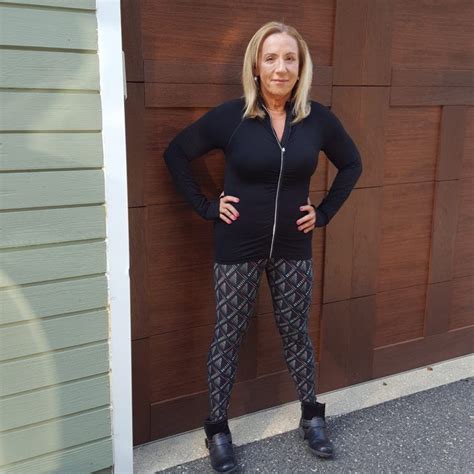 How To Wear Leggings When Youre Over 50 Better After 50 How To