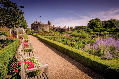 Walmer Castle And Gardens 2 For 1 Entry Bbc Gardeners World Magazine