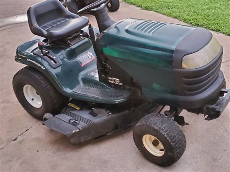 Craftsman Lt1000 175hp Automatic 42in Cut Riding Lawnmower For Sale In