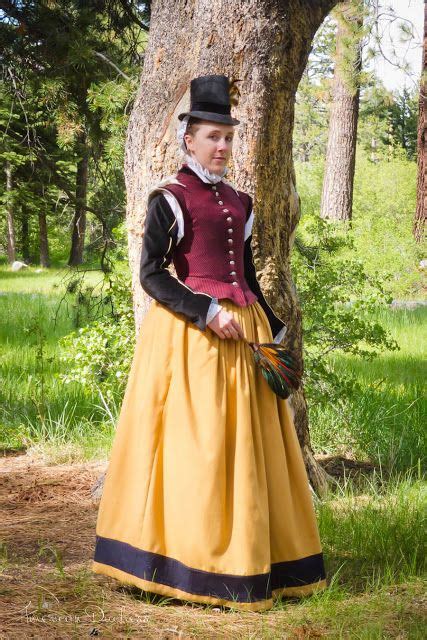 American Duchess 1580s Red Doublet Renaissance Fashion 16th Century