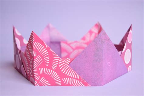 How to make a crown: Origami Crowns- Easy Paper Craft For Kids | What Can We Do ...