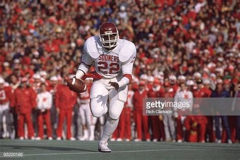 Oklahoma Marcus Dupree In Action Rushing Vs Nebraska Lincoln Ne Marcus Dupree Dupree Oklahoma