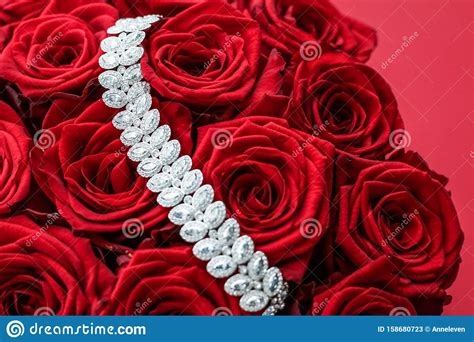 Luxury Diamond Bracelet And Bouquet Of Red Roses Jewelry Love T On