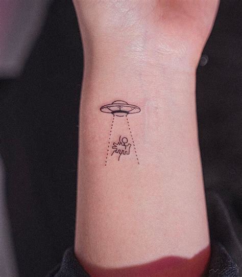 41 Simple First Small Tattoo Ideas For Women