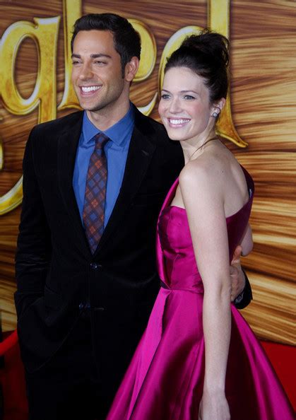 Zachary Levi And Mandy Moore The La Premiere Of Tangled Zachary