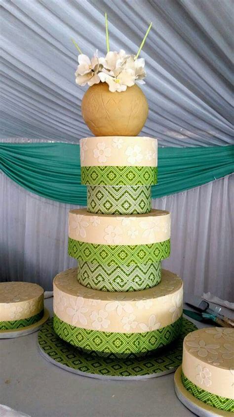 Traditional Zulu Wedding Cake With Candy Ukamba Pot