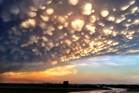 Fenômeno No Céu Nuvem Mammatus Conheça Esse Fascinante Fenômeno Da