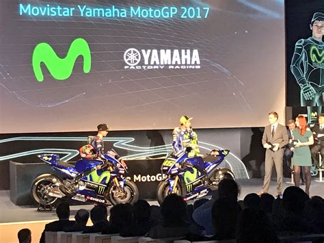 2017 Movistar Yamaha Motogp Team Livery Video Drivemag Riders