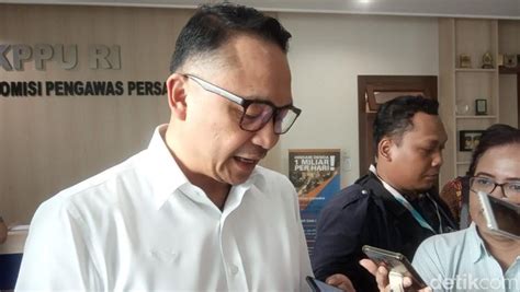 Pramugari Garuda Indonesia Bongkar Skandal Wanita Simpanan Ari Askhara