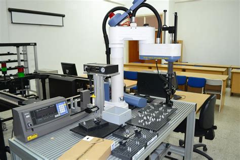 Takes the concept of integration of separate manufacturing technologies developed by fms a step further by combining all company operations. Computer Integrated Manufacturing (CIM) Laboratory ...