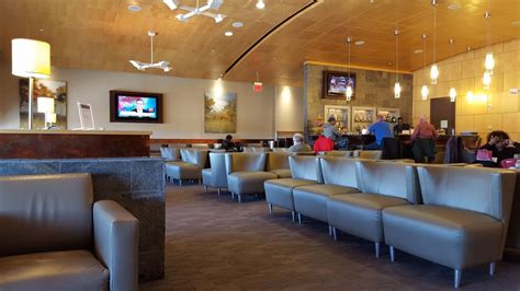 Lounge Review Delta Sky Club Atl C37
