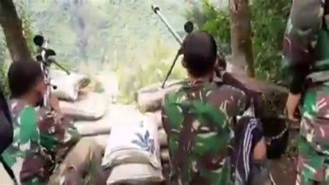 Aksi Sniper Tni Tembak Kkb Papua Dari Atas Gunung Sekali Dor Langsung