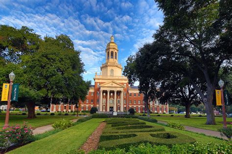 Baylor University Earns High Ranking For Student Engagement By The Wall