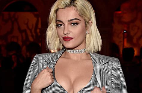 Check out full gallery with 1531 pictures of bebe rexha. Bebe Rexha muestra su trasero sin filtros ni retoques en ...