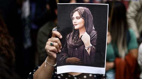 Mahsa Amini Death Iran Restricts Internet As Protest Deaths Mount Cnn