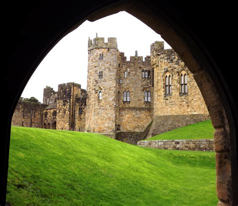 Northumbrian Images Alnwick Castle