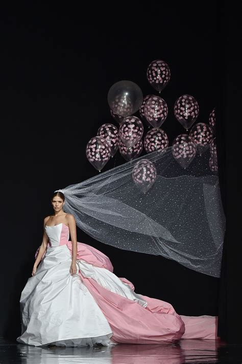 Https://tommynaija.com/wedding/balloon Wedding Dress Runway