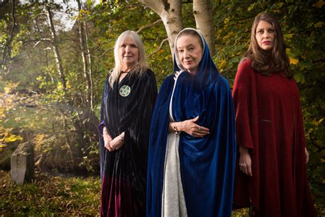 Meet Irelands Witches The Secrets Behind Witchcraft In Ireland