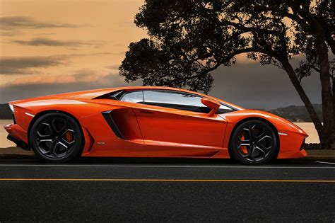 Фото Ламборгини Aventador Lp700 4 дорогие оранжевых авто Сбоку