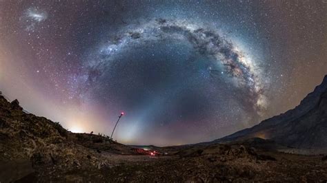 Nasa Shares Stunning Photo Of Milky Way And Zodiacal Light Over Chile