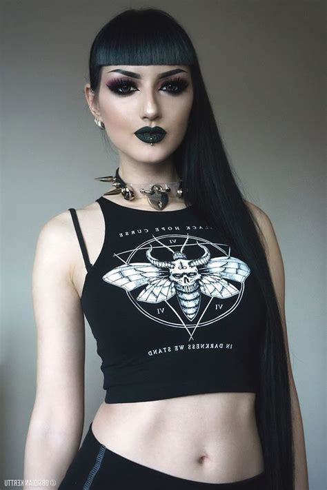 Gothic Fashion Ideas For All Those Individuals Who Take Pleasure In Being Dressed In Gothic