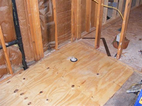A quality install provides structural and safety support for all finished flooring in your home. Install Subfloor In Bathroom / how to install floating ...