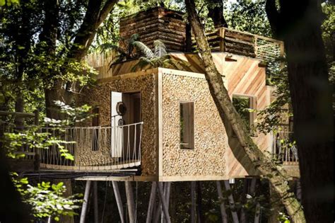 These Awesome Treehouses Let You Sleep Among The Leaves Digital Trends