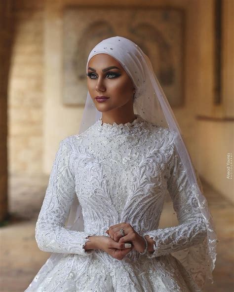 pin by luxyhijab on bridal hijab حجاب الزفاف muslim wedding hijab muslim wedding dresses