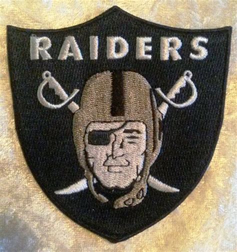 Oakland Las Vegas Raiders 325 Iron Or Sew On Embroidered Patch ~usa