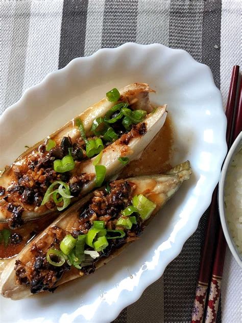 Chinese Steamed Fish With Black Bean Sauce 豆豉蒸魚 Cooking With Kenneth