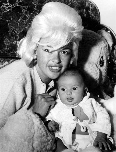 Lovely Photos Show Everyday Life Of Jayne Mansfield With Her Daughter Mariska Hargitay ~ Vintage